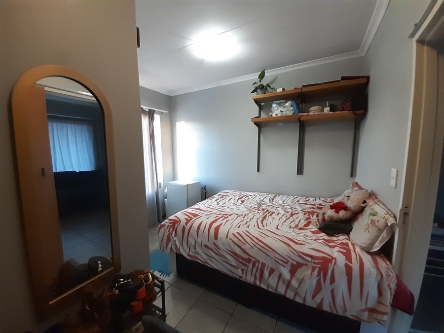 1 Bedroom Property for Sale in Bult South North West